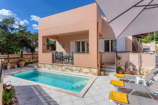 The delightful Villa Spilia is a cosy little pad for small families in the atmos  Villa Spilia Entire villa vacation rental 648971491439710780