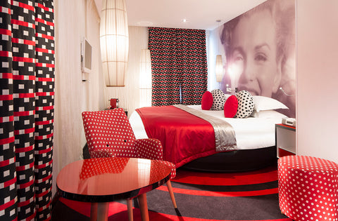 Prestige with Marilyn. With its 24m2, sleep in a prestige room with a round bed  Paris, France Prestige with Marilyn and welness access Room in boutique hotel vacation rental 25341598