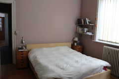 Quiet and trendy area, restaurants and shops within 5 min walk, 7min to the city Brussels, Belgium Bedroom with private bathroom Private room in rental unit vacation rental 21989777