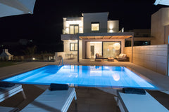 Composition: 2x kitchen, 3x bedroom, 3x bathroom<br />Amenities: iron & ironing   Villa Mariba White by Estia Entire villa vacation rental 568650893236998113