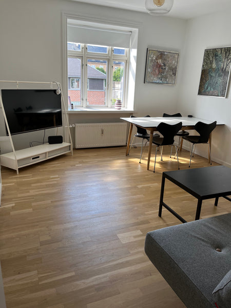 Skøn lejlighed tæt på vand, natur og byen. Gratis parkering på den anden side af Hellerup, Denmark Skøn lejlighed i Hellerup tæt vand, natur og by Entire condo vacation rental 672225774375334521