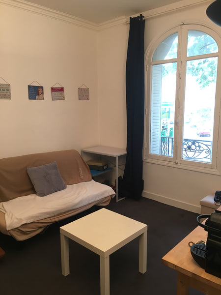 Angers, France Charmant studio proche gare Montparnasse Entire rental unit vacation rental 25131999