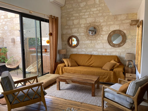 Situé en plein coeur du village des Chartrons, entre la romantique rue Notre Dam Bordeaux, France Havre de paix au coeur des Chartrons Entire rental unit vacation rental 666495293318555133