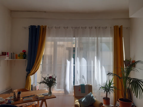 Mon appartement est situé dans l'un des quartiers les plus vivants de la ville.  Bordeaux, France APPARTEMENT CHALEUREUX ET CALME À SAINT-MICHEL Entire rental unit vacation rental 39762111