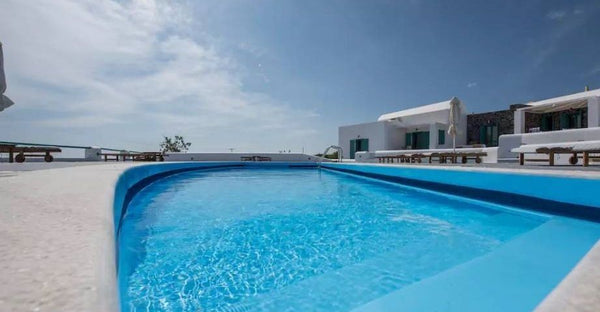 .<br /><br /><b>The space</b><br />The villas is compiled from 6 seperate villas England, United Kingdom R388 One Bedroom Villa with Pool Breakfast Inc Entire villa vacation rental 41190449