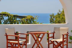Studio Prevolis is located in Agios Prokopios - Stelida area on Naxos Island and  Studio Prevolis Entire rental unit vacation rental 26991425