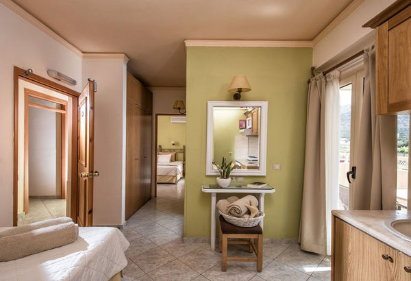 The One bedroom apartments occupy a 35m2 surface each and they can host up to 3  Malia beach, Greece Deluxe One bedroom apartment (3 persons)Shared Pool +BB Opposite of Central Beach of Malia Room in hotel vacation rental 21270410