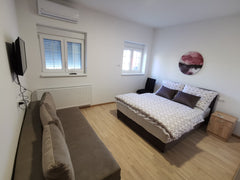 Stadttrubel oder Naturliebe? Von La Soba aus lässt sich beides vereinen. <br />W  Doppelzimmer Gartenblick Private room in rental unit vacation rental 44245701