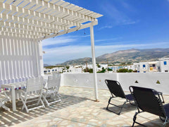 3 bedroom apartment for rent in the village of Antiparos. 2 bathrooms. Walking d Greece Large apartment Antiparos village Entire rental unit vacation rental 8006225