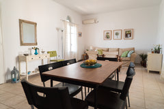 Welcome to our top floor apartment, within walking distance to the town centre i  Top floor apartment in Tinos Town close to beach Entire rental unit vacation rental 26760497