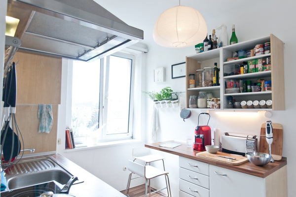 A clean modern flat, just 10 minutes away from the inner city. It’s cozy and sun Vienna, Austria Cozy & Sunny Modern Flat, Central. Entire rental unit vacation rental 1688140