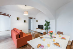 Huge  3 bedroom and 3 bathroom in the walking distance to the city center. Perfe Prague, Czechia ❤️️pragueforyou❤️️ 3 BDR + 3 bathroom & terrace Entire rental unit vacation rental 22159730