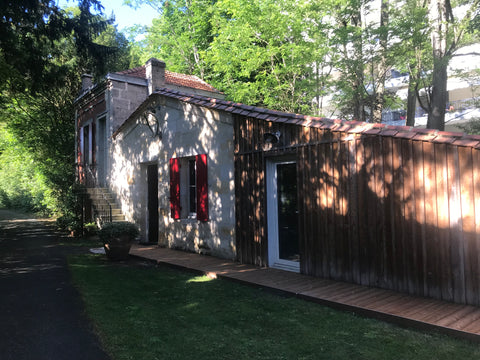 Adorable pied à terre, véritable havre de paix dans un écrin de verdure !<br />L  Havre de paix proche Bordeaux Entire home vacation rental 43617328