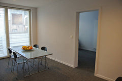 Roomy studio with lots of natural light, 40m², first floor, newly renovated in 2 Saint-Josse-ten-Noode, Belgium Semi-studio, 1st floor, 40m² Private room in rental unit vacation rental 4467578