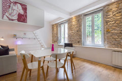 The recently renovated studio is located in the Valmy district and can accommoda Saint-Maurice-de-Beynost, France Calm in the city center of Lyon Entire rental unit vacation rental 17351384