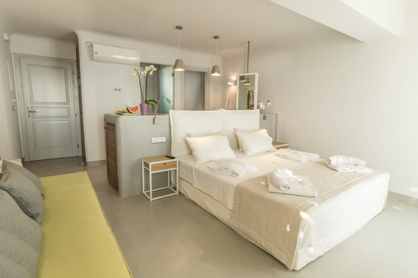 Level: Upper floor<br />Room size: 40 m2<br />Maximum occupancy: 3 persons<br /> Greece Santana Deluxe Suite Sea View Entire rental unit vacation rental 13692321