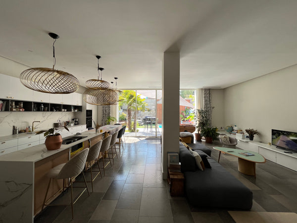 Bordeaux - Quartier Tivoli / rivière<br />Belle maison de ville familiale, idéal Bordeaux, France Spacieuse maison 4ch/ 4sdb avec piscine & cheminée Entire townhouse vacation rental 647480706380406960