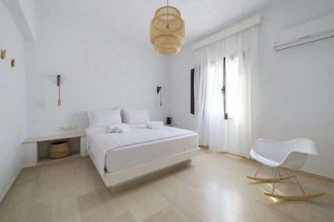 A house with clear,modern lines on a traditional canvas.A minimal and light deco  Beautiful beach house with a view Entire rental unit vacation rental 19882374