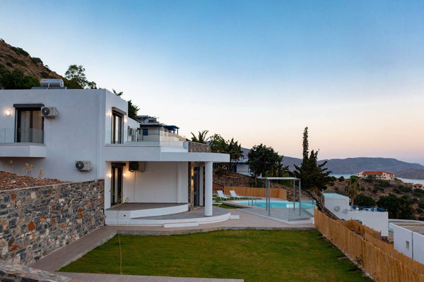 Enjoy your holidays at a relaxing and pleasant villa<br /><br /><b>License numbe  Elounda J villa 2 with private pool Entire villa vacation rental 595273652209815286