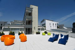 Our modern and bright suite, ideally located near the best of the region's art,  Bordeaux, France Terrasse privée | Apprt climatisé proche du centre Entire condo vacation rental 29160256