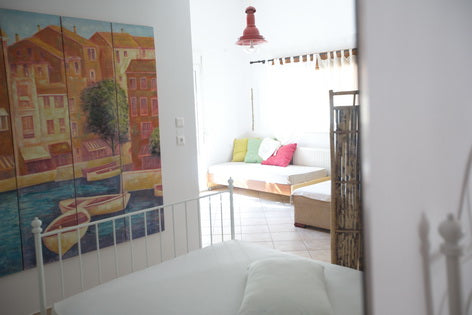 This small flat is on the ground floor with a pretty garden is 2min away from th Heraklion, Greece Garden * Home Ammoudara  beach Irakelion Crete Entire rental unit vacation rental 18004757