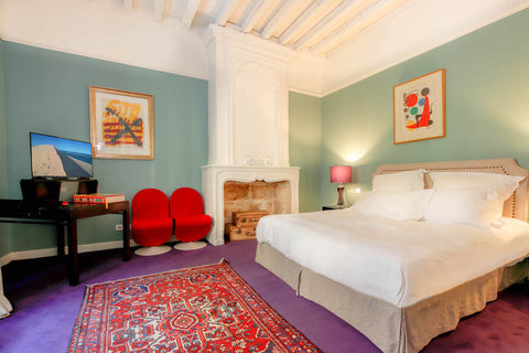 THE CONCEPT <br /> <br />This XVIIIth century residence of character combines th  Beautiful purple suite and its statue of African Private room in bed and breakfast vacation rental 45966504