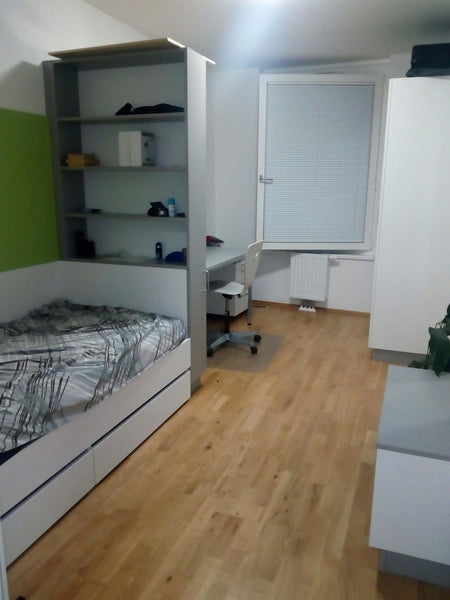 United Kingdom Room in shared flat Vienna X Private room in rental unit vacation rental 27486248