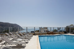 Areti Hotel is located in the magnificent southern part of Rethymnon. This charm  Areti Hotel - Superior Quadruple Room Room in hotel vacation rental 600441208396176233