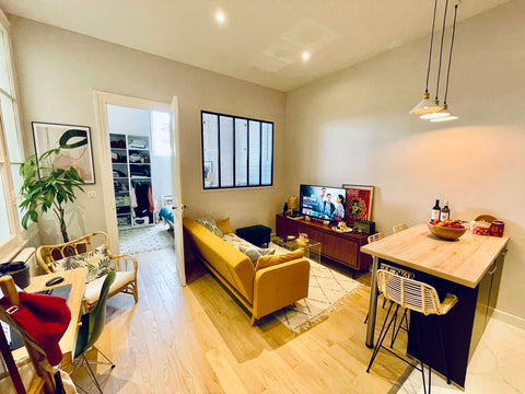 Charmant appartement entièrement refait à neuf au 2ème étage avec ascenseur, à 2 Bordeaux, France Appartement Cosy Bordeaux Jardin Public Entire rental unit vacation rental 52513411