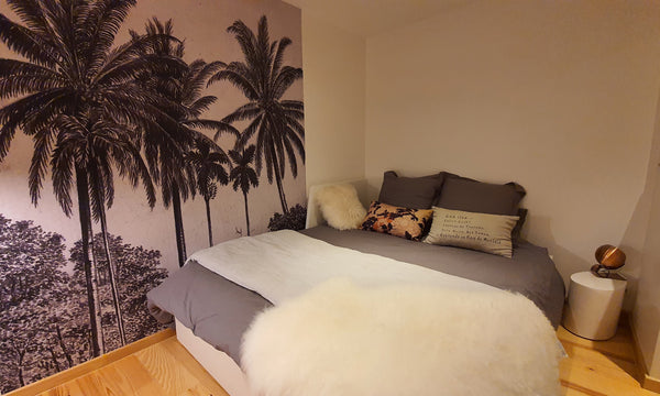 Nous vous proposons une petite chambre coconning agréable pour 1 voyageur.<br />  Chambre privée cocooning à Ambarès centre Private room in townhouse vacation rental 51935038