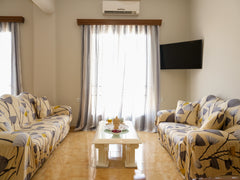 Spacious 1st floor apartment, 3 minutes walk from the city center located in a q Heraklion, Greece Spacious House near the City Center Entire home vacation rental 657240976582451574