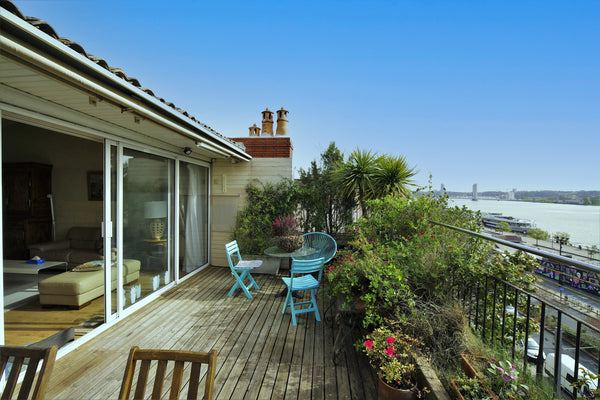 Le Renversant is an exceptional 160 m² duplex apartment, located on the 3rd floo Rennes, France Le Renversant | Nice Flat 3 Bedrooms near Downtown Entire rental unit vacation rental 49461556