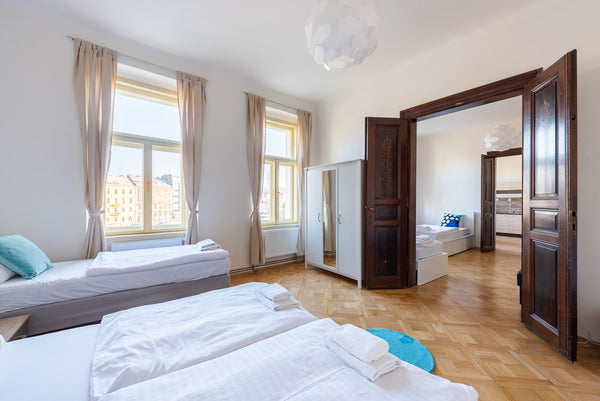 Wonderful opportunity to stay in our lovely centrally located apartment. Bluebel  Bluebell Apartment Entire rental unit vacation rental 35399937
