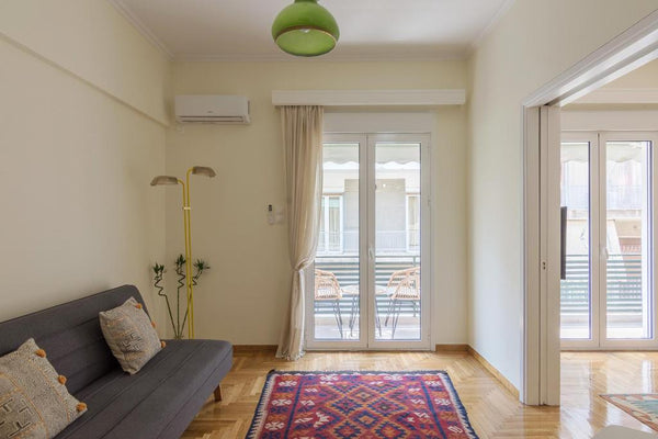 This Bright and Cozy 2 bedroom apartment, conveniently located in a close distan South Athens, Greece ★ Bright & Spacious  2-bedroom Apartment in Athens Entire rental unit vacation rental 597539569972083516