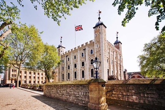 VIP Early Access Opening Ceremony Tower of London & Bridge with Crown Jewels Private Tours and Travel Guide Europe London CITY London Destination Tour