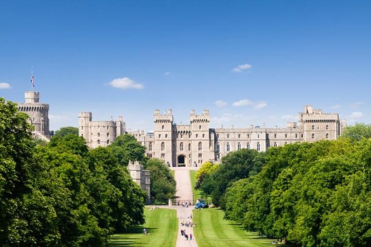 Simply Windsor Castle Tour from London with Transportation and Audio Guides  Private Tours and Travel Guide Europe London CITY London Destination Tour