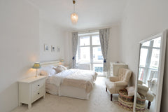 Fantastic location, fabulous apartment, excellent services!<br /><br />This spec  Luxury 3bedrs 2baths Apartment next to Old Town Sq Entire rental unit vacation rental 12104226