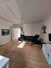 The apartment is placed central in Valby, in walking distance to both green area Copenhagen, Denmark Dejlig lejlighed centralt i Valby Entire condo vacation rental 700586137398038313