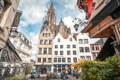 Bright and beautiful apartment, right next to the Cathedral of Antwerp. <br /><b Antwerp, Belgium Cathedral Duplex Apartment Historic Center Antwerp Entire rental unit vacation rental 38080630