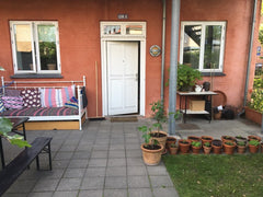 Lovely groundfloor apartment in Amager. <br /><br />Spacious and fully equipped   Lovely apartment near beach, airport and Metro Entire rental unit vacation rental 50367389