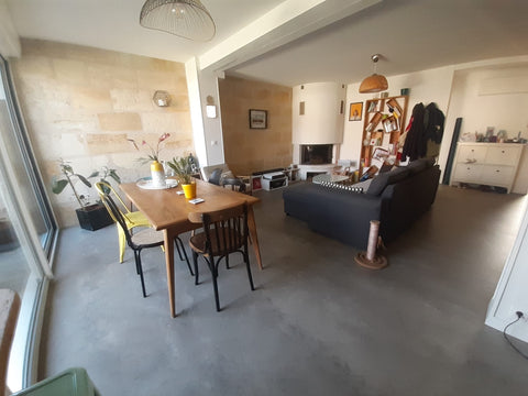 Belle maison type échoppe bordelaise à étage, très lumineuse et tout confort (Ho Bordeaux, France Echoppe cosy, au calme avec piscine, proche tram Entire townhouse vacation rental 592725678139563987