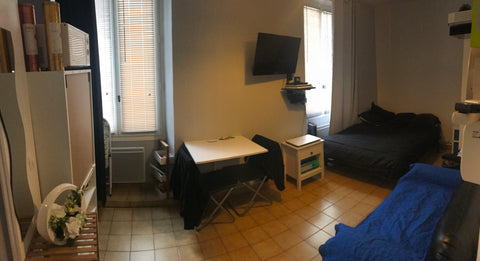 Salve affitto studio di 18 metri quadri al quarto piano di un condominio tranqui Paris, France Ideale per una coppia Entire condo vacation rental 25369036