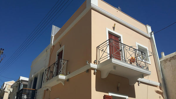 Brand new, bright, one-room apartment on the first floor (35 m²), accommodating  Ermoupoli, Greece STUDIO ARITI 2 Entire rental unit vacation rental 19808653