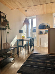 Charmant T1 bis lumineux, entièrement rénové. Situé au coeur du quartier Saint-M Bordeaux, France Bordeaux : T1 duplex agréable lumineux à St-Michel Entire rental unit vacation rental 47091198