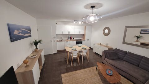 Joli appartement 64 m2 entièrement rénové, situé dans une petite résidence très  Saint-Jean-d'Illac, France Bel appartement au calme Entire rental unit vacation rental 652913370968446611