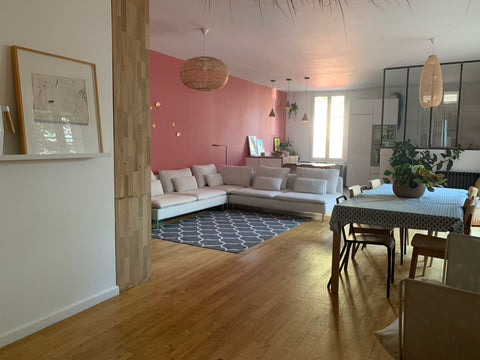 Située à 5 minutes à pied de la gare ferroviaire (avec les 2 lignes de tramways  Bordeaux, France Maison familiale au cœur de Bordeaux Entire home vacation rental 43804557