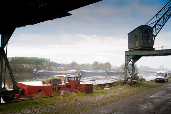 'The Panter' is a 39meter boat from the sixties. Used for years in transport it  Ghent, Belgium Loft boat 'The Panter' in the ancient harbour Houseboat vacation rental 37078301