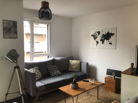 L'appartement est composé de deux pièces principales : une pièce à vivre avec cu Lyon, France Joli T2 proche de tout et du métro Saxe Gambetta Entire rental unit vacation rental 19004138