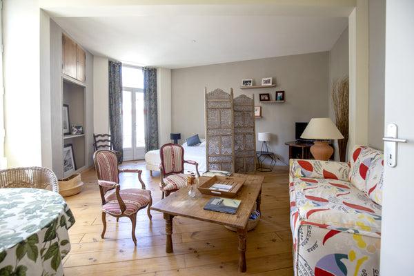 Charming apartment for 4 people located in the heart of Bordeaux, near Place Gam Bordeaux, France MANEGE 1 Entire rental unit vacation rental 43753325