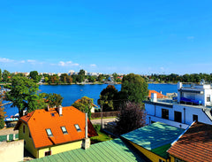 Enjoy a stylish experience at this fully furnished apartment located in the most Vienna, Austria Lake View Stylish & Fully Furnished Apartment Entire rental unit vacation rental 52022831